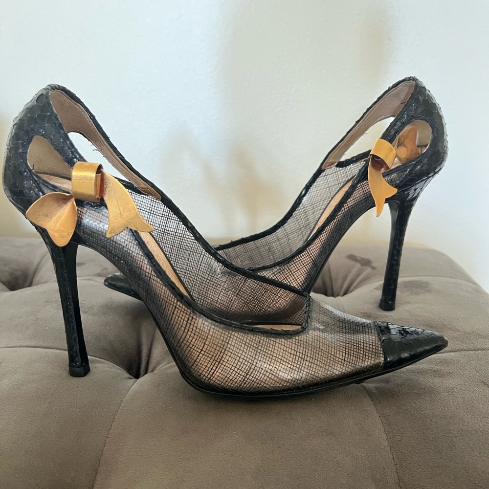 Snake skin pumps